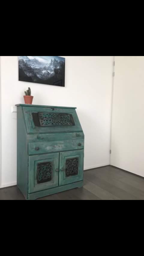 Verkocht .bureau