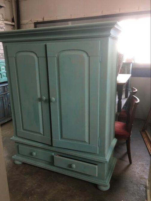 Grote zware kast