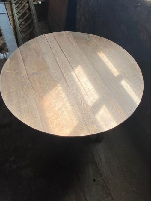 Mooie oude wijntafel - Afbeelding 3