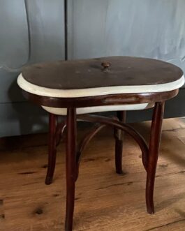 Antiek porselein babybadje